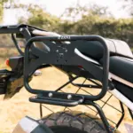 Zana Roadster Saddle Stay With Jerry Can Mount (Black ) For TVS Apache RTX 300 - Image 3
