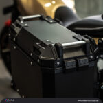 Zana Panniers for Guerrilla 450 - L-Flat Aluminium Black (36 litre) - Image 4