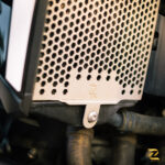 Z Pro Radiator Guard Honeycomb Silver (2 MM Aluminum) Set For Triumph Tiger 900 GT - Image 3