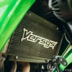 Zana Radiator Guard With Silver Versys Logo For Kawasaki Versys 650 - Image 3