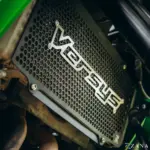 Zana Radiator Guard With Silver Versys Logo For Kawasaki Versys 650 - Image 5
